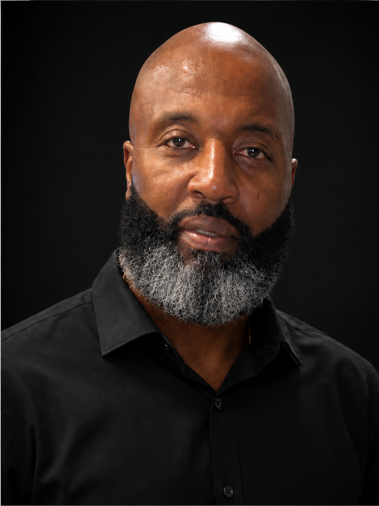 Tracy Johnson headshot